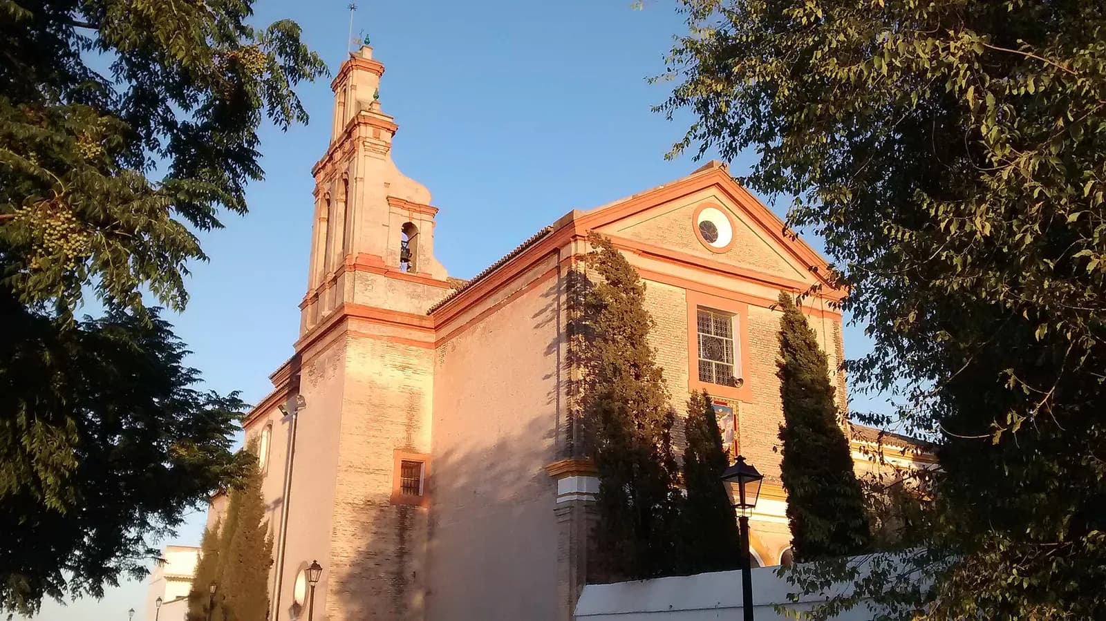 Santuario de Nuestra Señora de Loreto en Espartinas